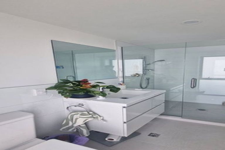 Photo of property in 4 Silvereye Way, Johnsonville, Wellington, 6037