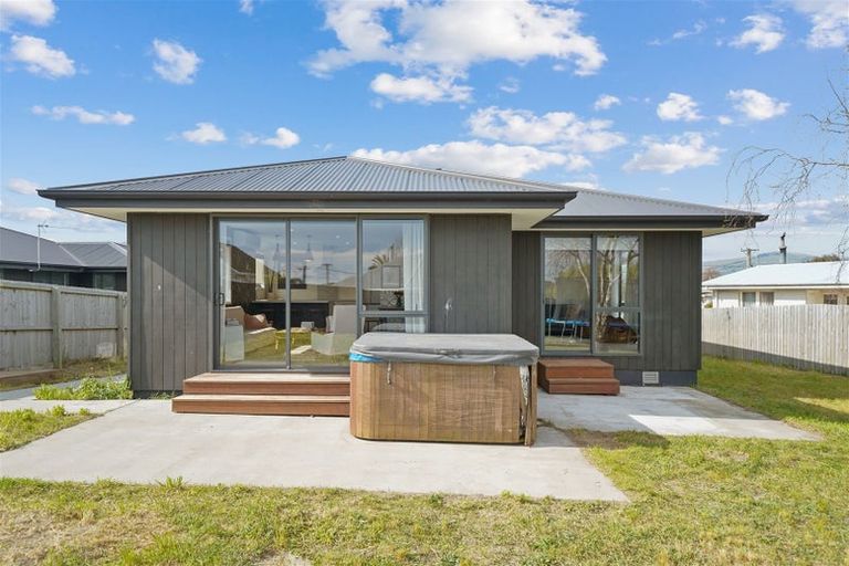 Photo of property in 91 Rowses Road, Aranui, Christchurch, 8061