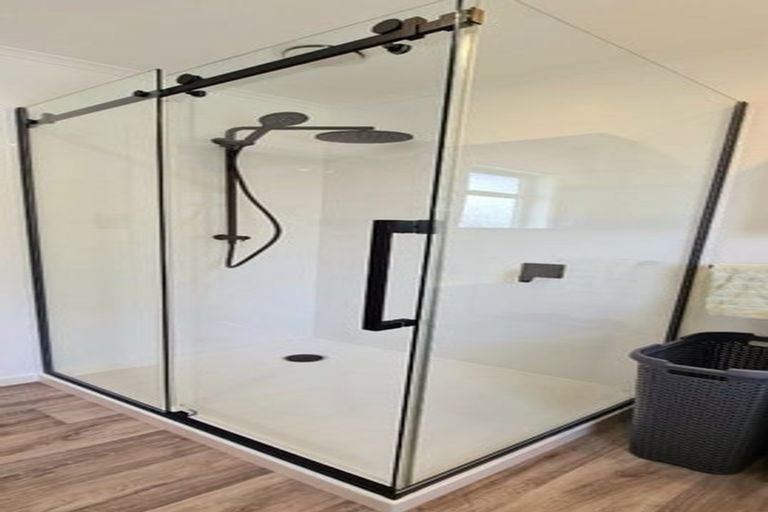 Photo of property in 11 Kirk Street, Otaki, 5512