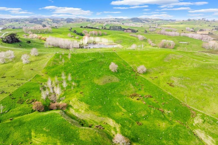 Photo of property in 100 Marohemo Road, Maungaturoto, 0583