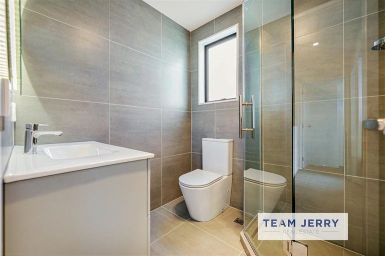 Photo of property in 27 Survila Street, Papakura, 2110