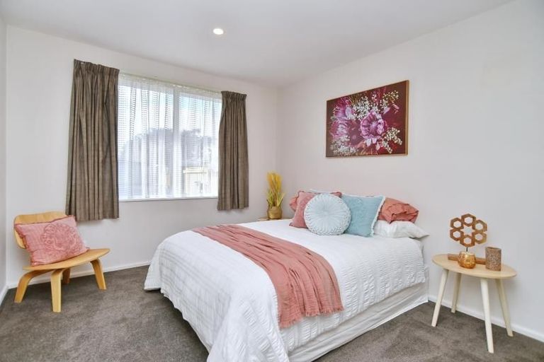 Photo of property in 1/2 Bayswater Crescent, Bromley, Christchurch, 8062