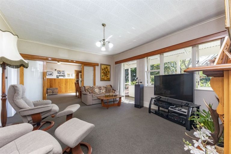 Photo of property in 2059 State Highway 16, Helensville, 0875