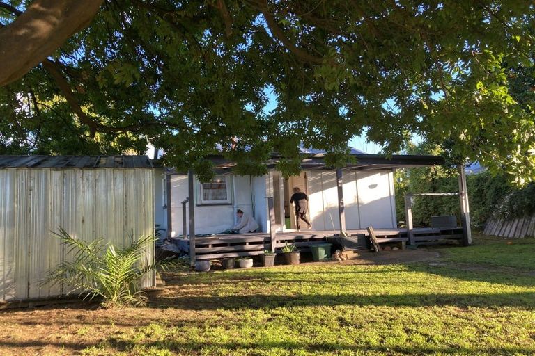 Photo of property in 3 Andrew Street, Elgin, Gisborne, 4010