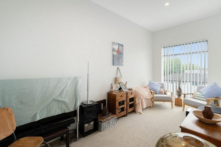 Photo of property in 31 Reynolds Place, Papamoa Beach, Papamoa, 3118