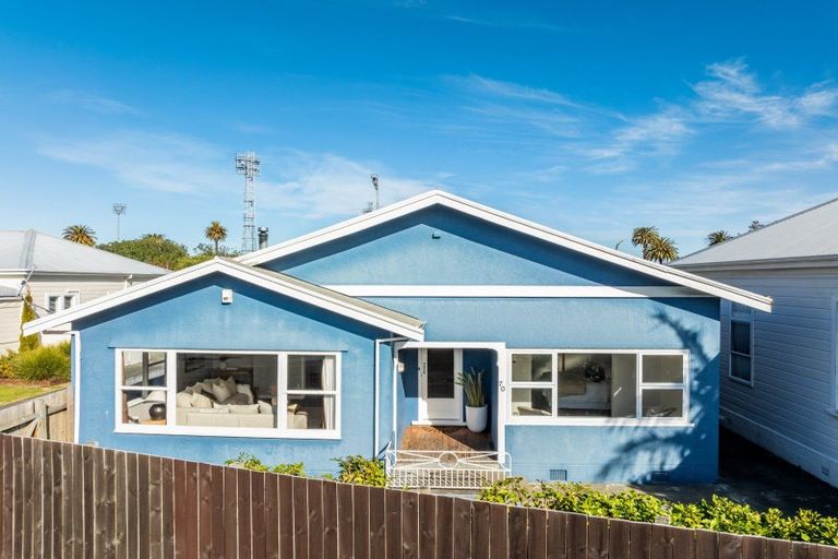 Photo of property in 70 Nelson Crescent, Napier South, Napier, 4110