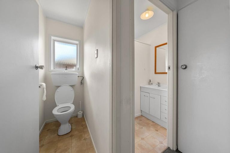 Photo of property in 407 West Coast Road, Glen Eden, Auckland, 0602