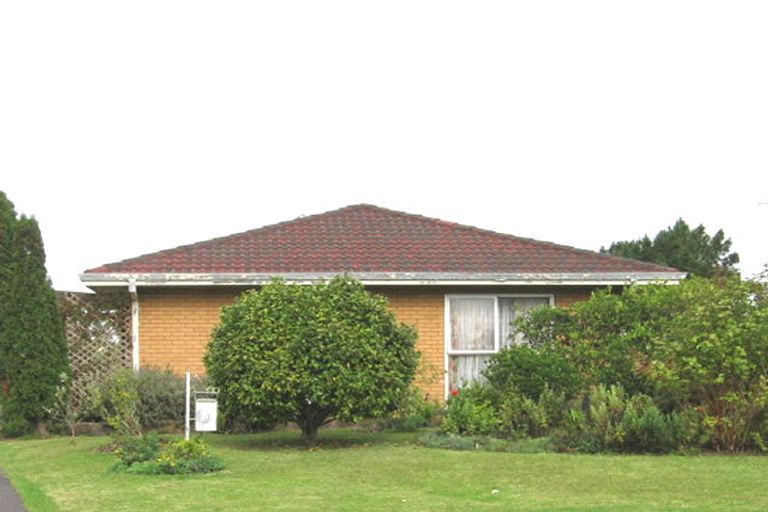 Photo of property in 11 Kopi Place, Massey, Auckland, 0614