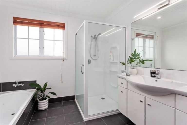 Photo of property in 273a Pohutukawa Avenue, Ohope, 3121