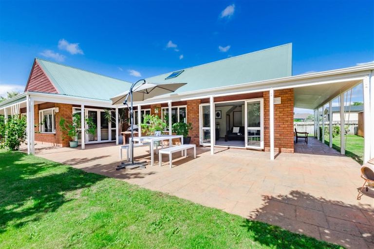 Photo of property in 9 Compass Court, Paraparaumu, 5032