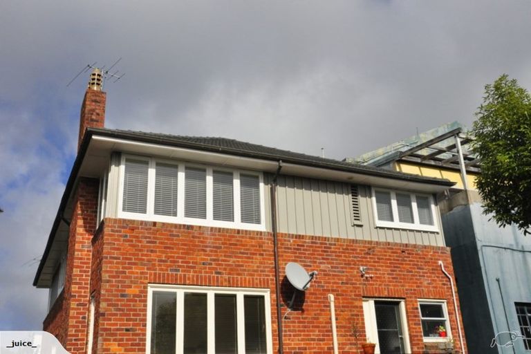 Photo of property in 2/4-6 Calliope Road, Devonport, Auckland, 0624