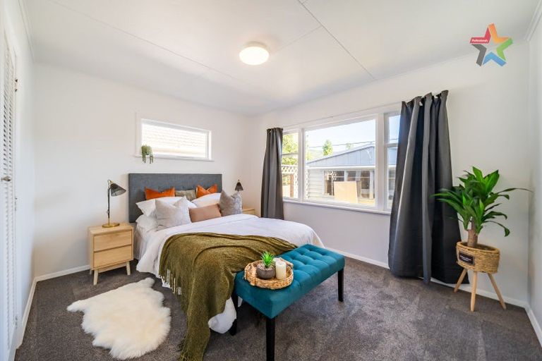 Photo of property in 11 Russell Road, Wainuiomata, Lower Hutt, 5014