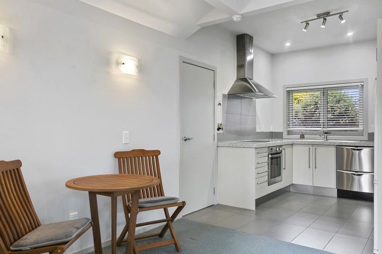 Photo of property in 23 Parata Street, Two Mile Bay, Taupo, 3330