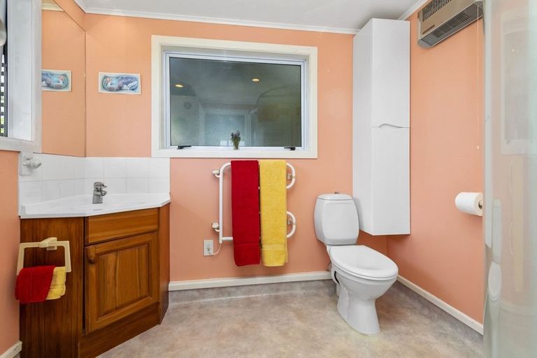 Photo of property in 53 Winston Street, Crofton Downs, Wellington, 6035