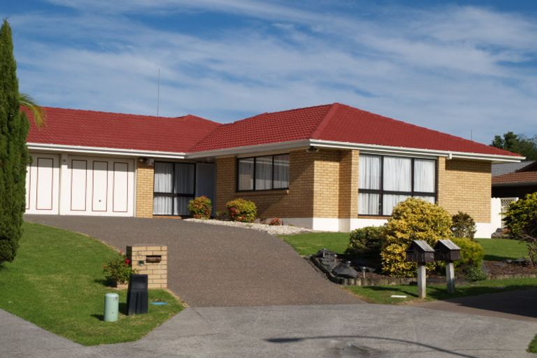 Photo of property in 16 Carriage Close, Northpark, Auckland, 2013