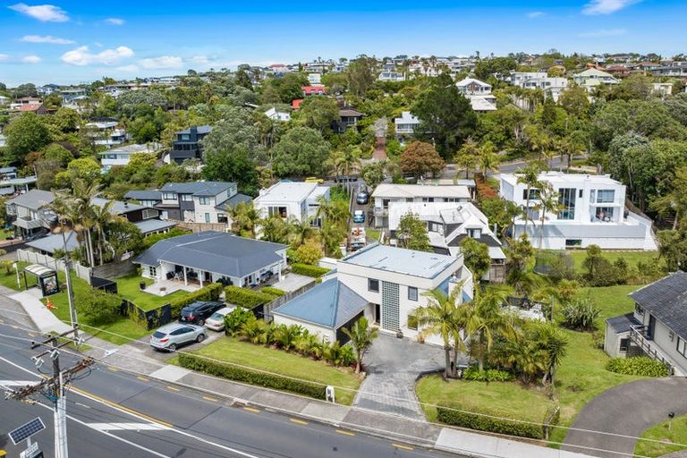 Photo of property in 2/86 Beach Road, Castor Bay, Auckland, 0620