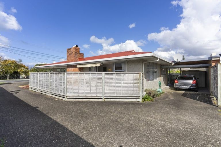 Photo of property in 34 Centreway Road, Orewa, 0931
