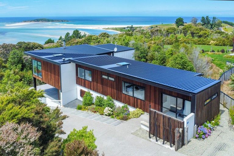 Photo of property in 23 Totara Close, Taieri Mouth, 9091