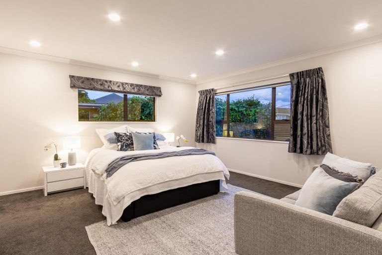 Photo of property in 50 Dale Road, Raumati South, Paraparaumu, 5032