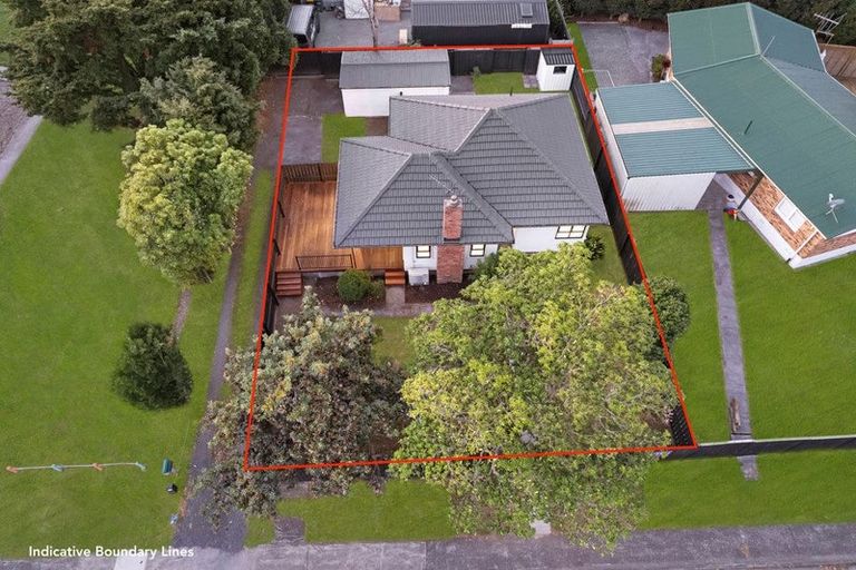 Photo of property in 1/3 Cross Street, Papakura, 2110