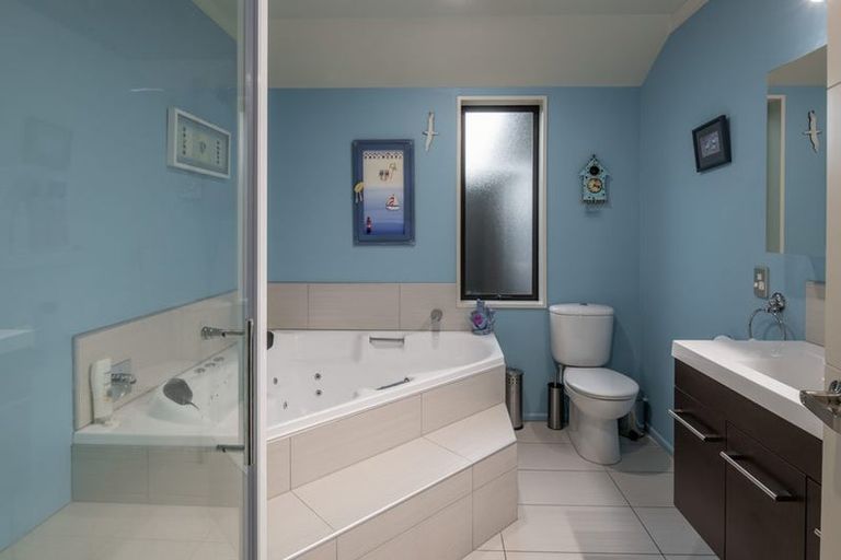 Photo of property in 20d Cameron Crescent, Rolleston, 7614