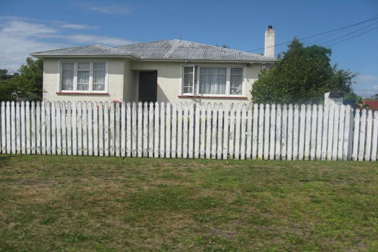 Photo of property in 8 Roberts Avenue, Aramoho, Whanganui, 4500