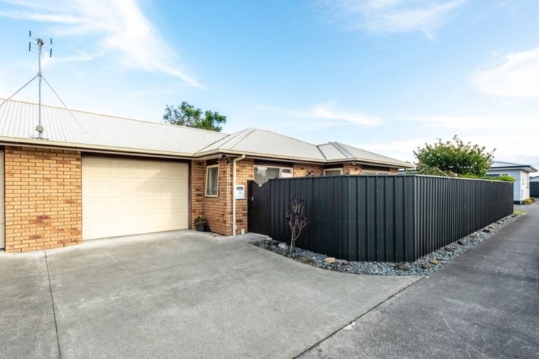 Photo of property in 310a Kahutia Street, Gisborne, 4010