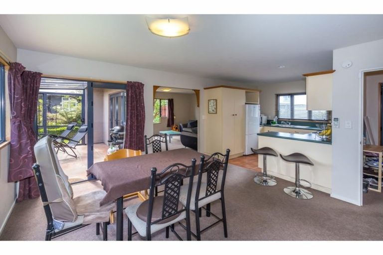Photo of property in 128a Mcfaddens Road, St Albans, Christchurch, 8052