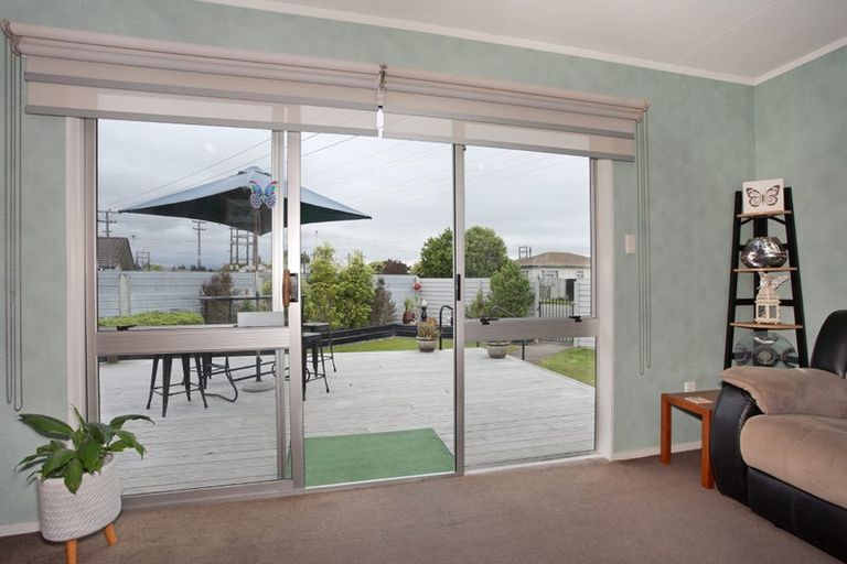 Photo of property in 4 Maple Street, Bunnythorpe, Palmerston North, 4478