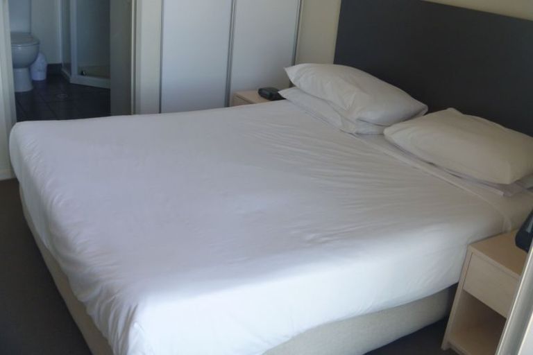 Photo of property in Proximity Apartments, 910/17 Osterley Way, Manukau, Auckland, 2104