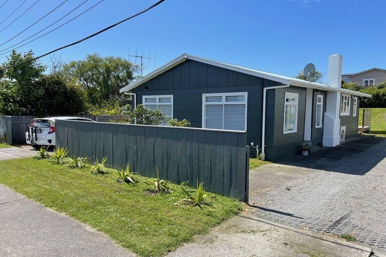 Photo of property in 5a Titoki Road, Raumati Beach, Paraparaumu, 5032