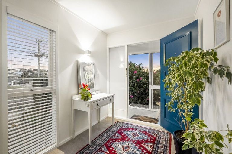 Photo of property in 1/23 Hart Road, Hauraki, Auckland, 0622
