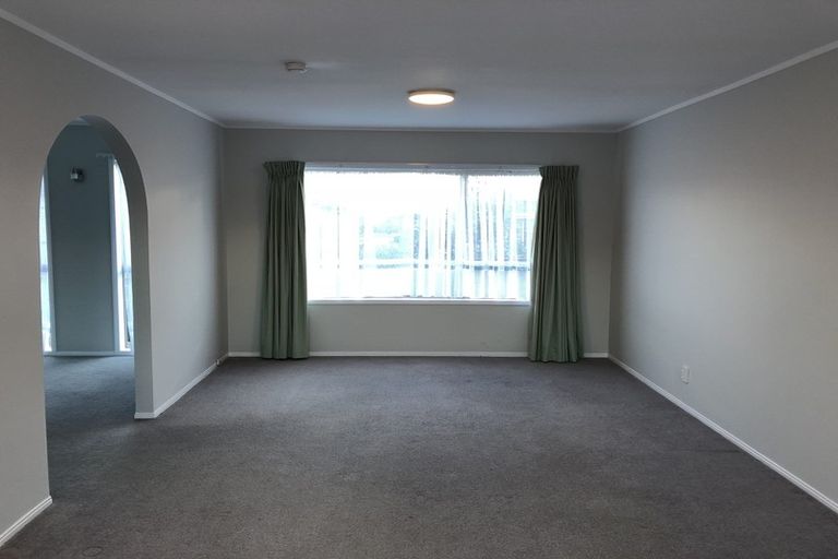 Photo of property in 3/8 Hart Road, Hauraki, Auckland, 0622