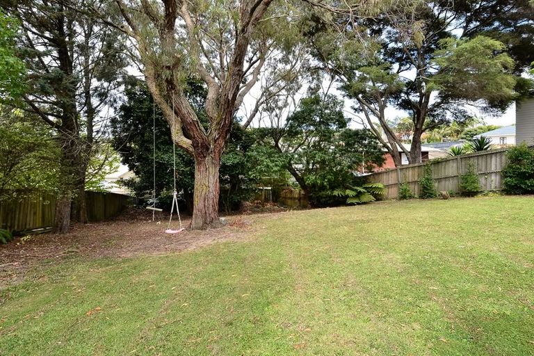 Photo of property in 49 Triangle Road, Massey, Auckland, 0614