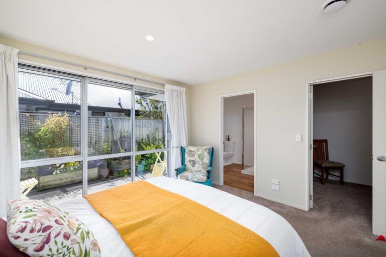 Photo of property in 33 Kahuraki Drive, Pegasus, 7612