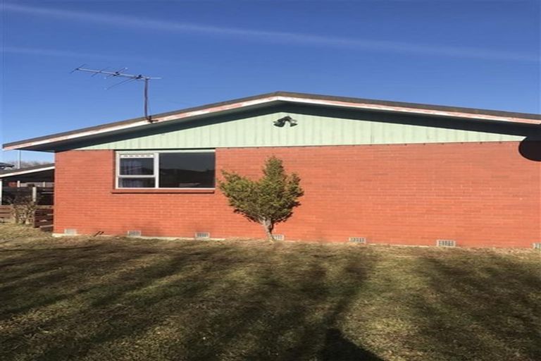 Photo of property in 45 Dunbeath Crescent, Kew, Invercargill, 9812