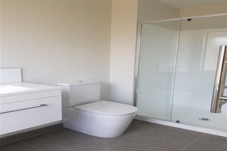 Photo of property in 8 Muirhill Place, Pokeno, 2402