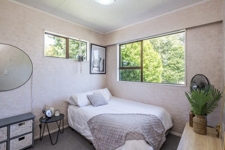 Photo of property in 531 Kawiu Road, Levin, 5572
