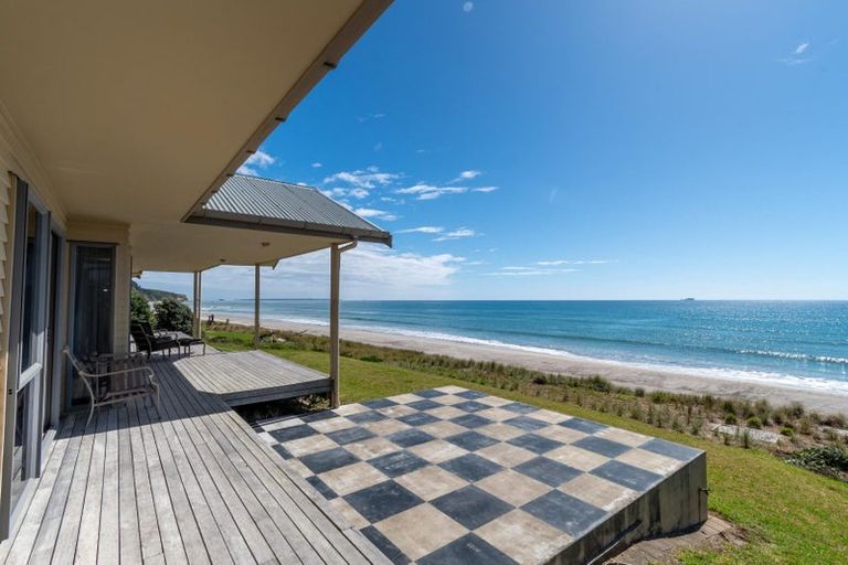 Photo of property in 715 Pukehina Parade, Pukehina, 3189