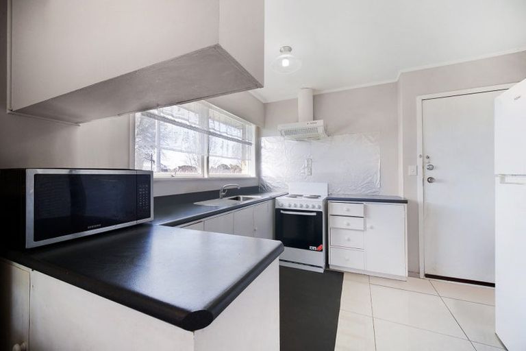 Photo of property in 1/37 Great South Road, Papakura, Takanini, 2110