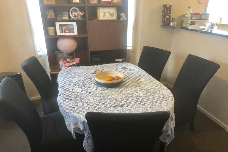 Property details for 60 Fitzroy Avenue, Fitzroy, Hamilton, 3206