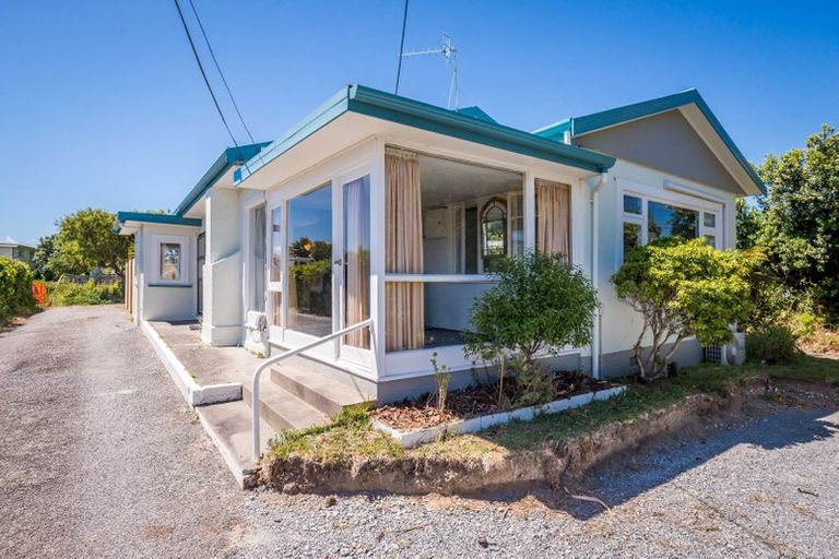 Photo of property in 16 Wharemauku Road, Raumati Beach, Paraparaumu, 5032