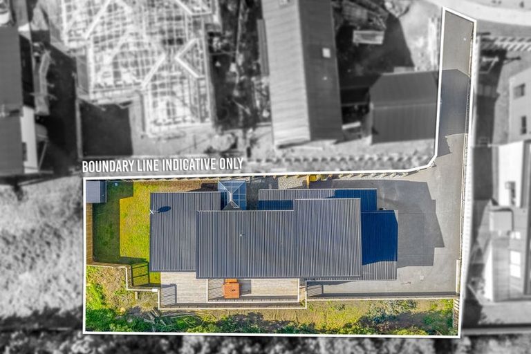 Photo of property in 94 Kotare Street, Waikanae, 5036