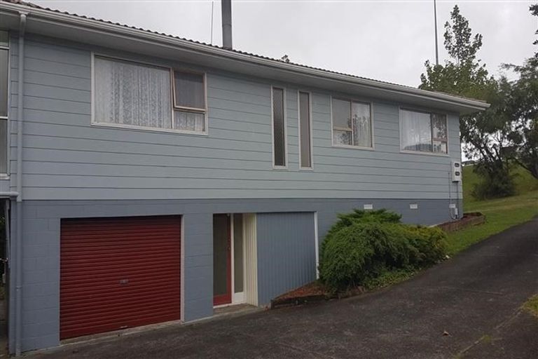 Photo of property in 308 Lincoln Road, Henderson, Auckland, 0610