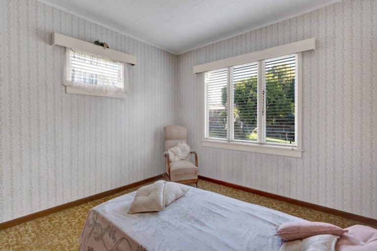 Photo of property in 18 Hurdon Street, Hurdon, New Plymouth, 4310