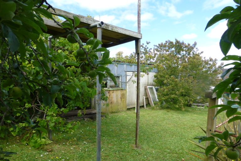 Photo of property in 6 Te Wheoro Street, Meremere, Mercer, 2474