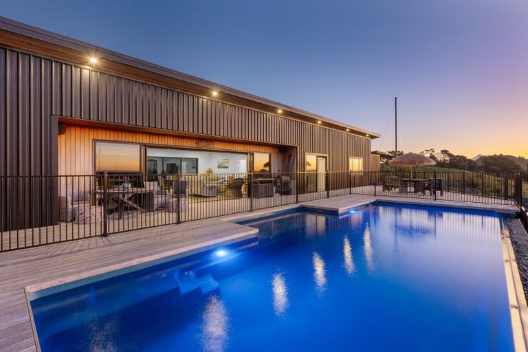 Photo of property in 574 Mokau Road, Mimi, Urenui, 4377