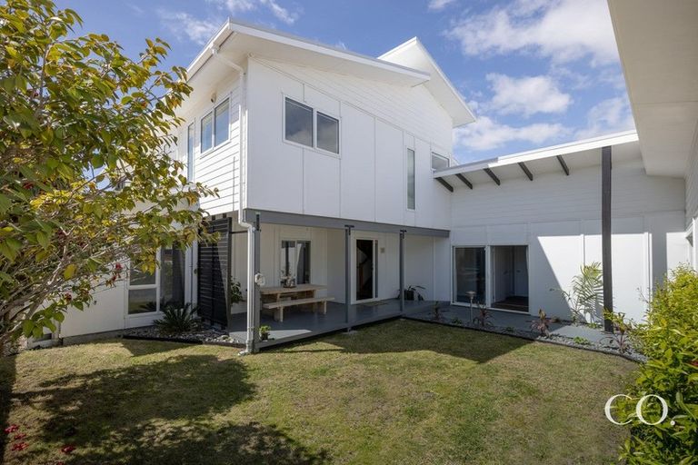 Photo of property in 39 Coral Drive, Papamoa Beach, Papamoa, 3118