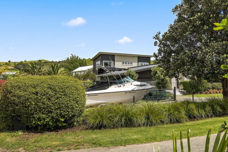 Photo of property in 253 Mangatawhiri Road, Omaha, 0986