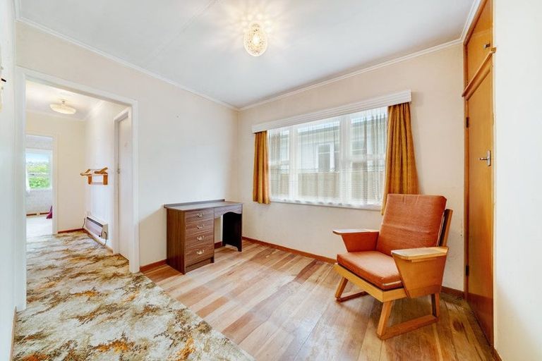 Photo of property in 24 Russell Avenue, Pukekohe, 2120